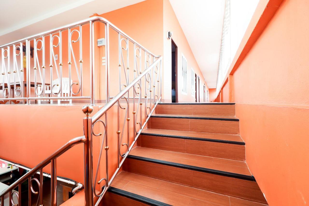 Oyo 359 Golden Nakara Place Chiang Saen Luaran gambar